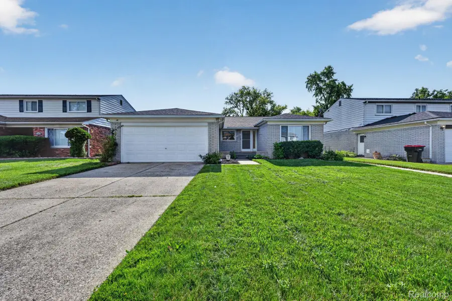 27066 Sutherland Street, Southfield, MI 48076 - #3