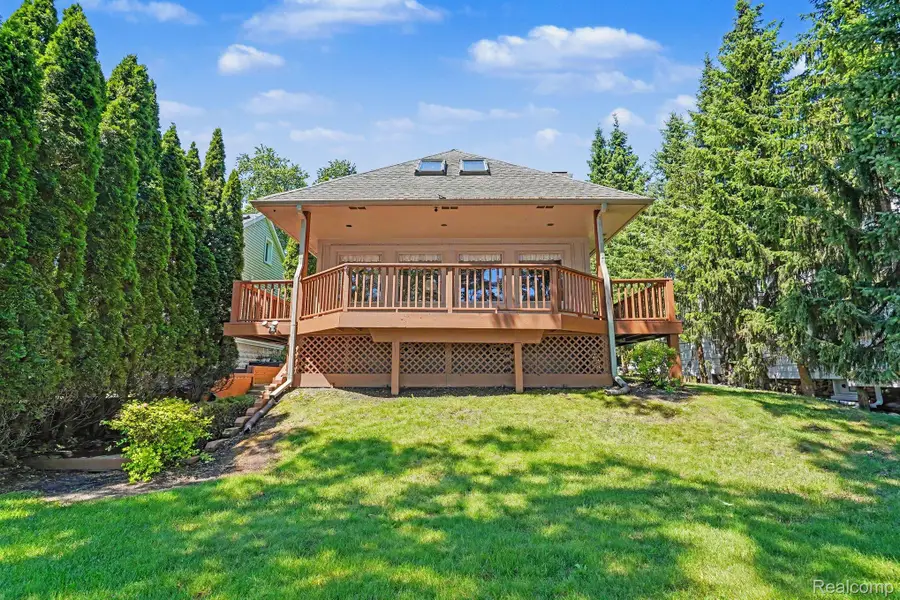 1792 Lockwood, Highland, MI 48356 - #2