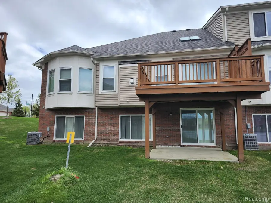14817 Kings Mill Drive #47, Utica, MI 48315 - #3