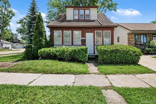 21716 Lakeview Street, StClairShores, MI 48080