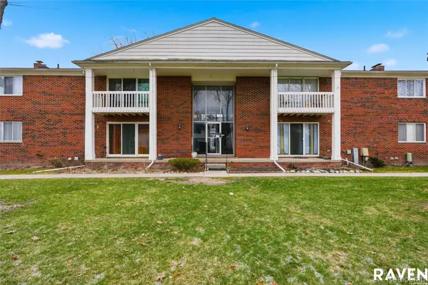 42450 Sheldon Place #212, ClintonTownship, MI 48038