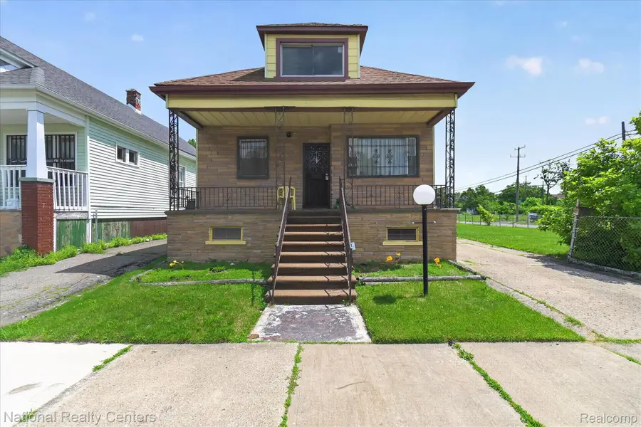 13814 Newbern Street, Hamtramck, MI 48212 - #3