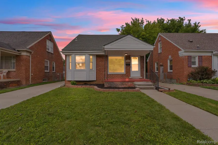 10015 Marion, Redford, MI 48239 - #2