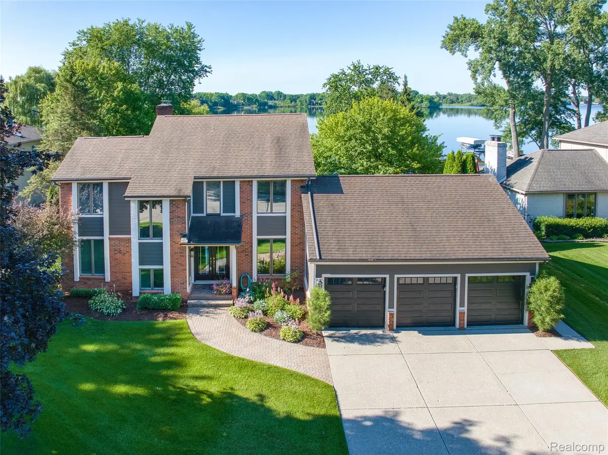 2545 Cedar Key Drive, Lake Orion, MI 48360 - #1
