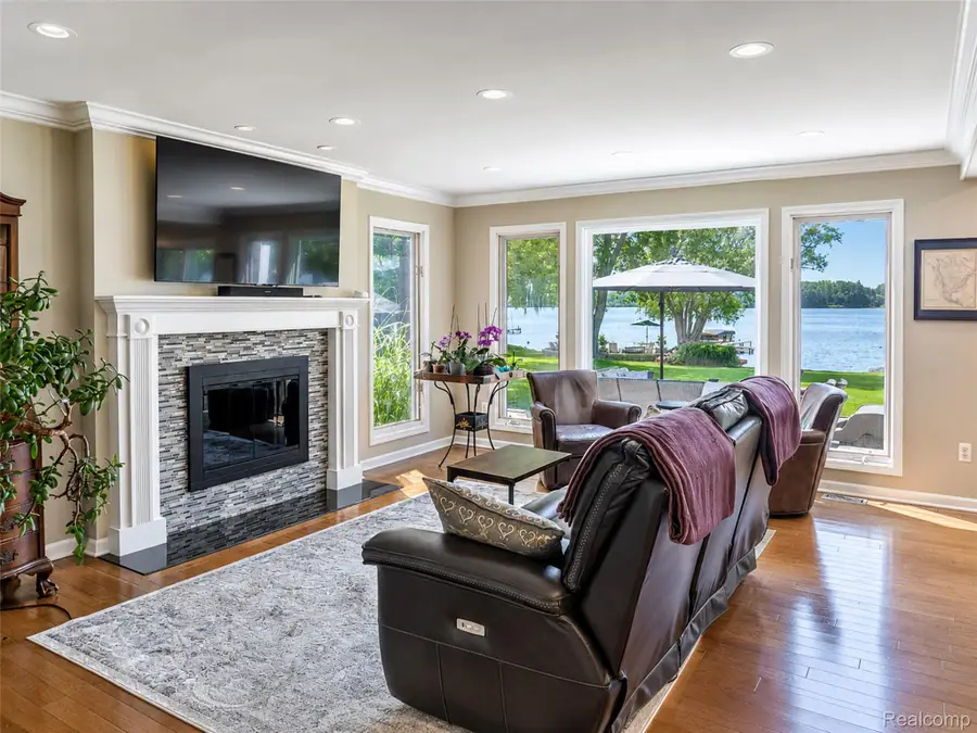 2545 Cedar Key Drive, Lake Orion, MI 48360 - #3