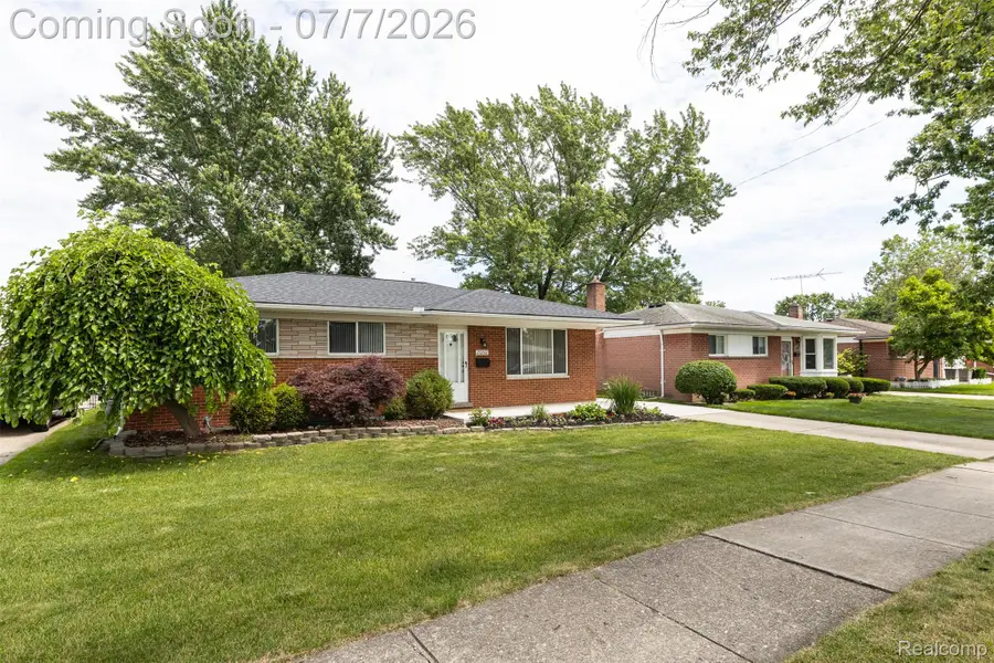 27268 Wagner Drive, Warren, MI 48093 - #2