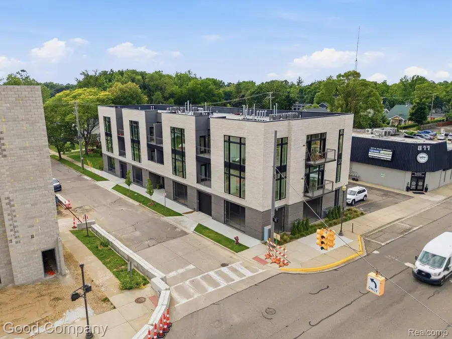 110 Austin Avenue #301, Royal Oak, MI 48067 - #2