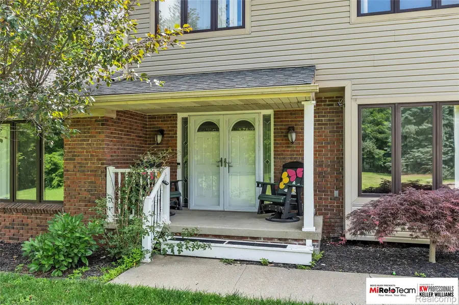 9844 Pine Knob Road, Clarkston, MI 48348 - #3