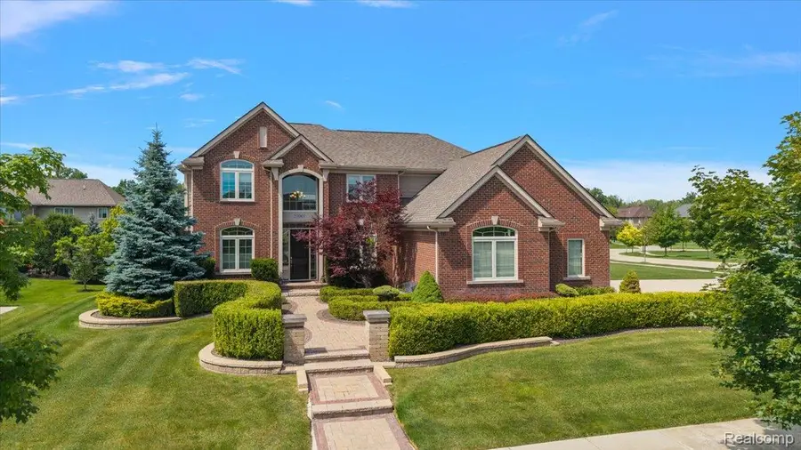 23001 Bentley Drive, Northville, MI 48167 - #2