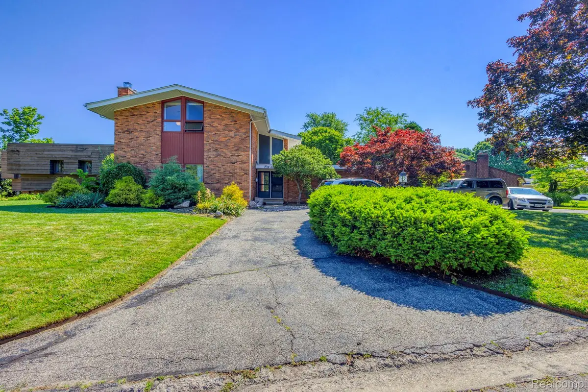 46 W Breitmeyer Place, Mount Clemens, MI 48043 - #1