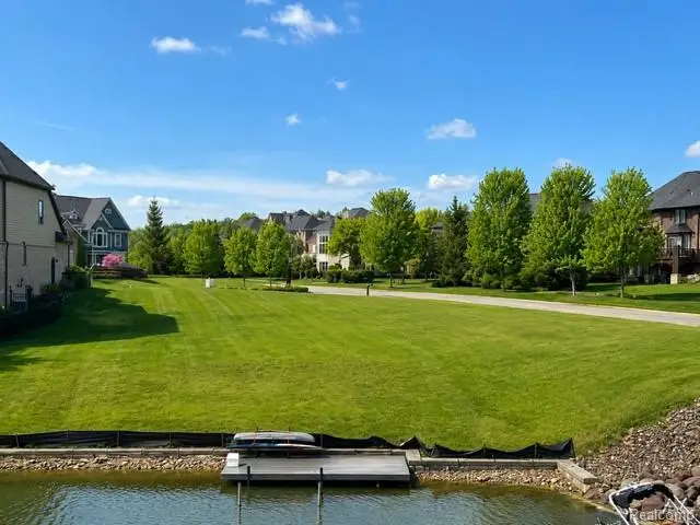 10401 Sandpiper Court, Green Oak, MI 48178 - #1
