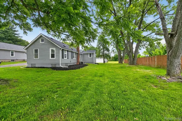 2931 Grant Road, RochesterHills, MI 48309