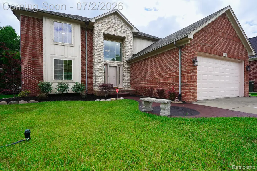 5558 Bedell Road, Sterling Heights, MI 48310 - #2