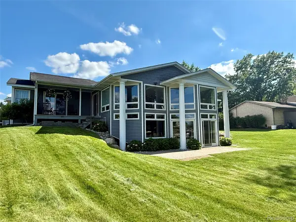 3780 Lake Lapeer Drive, Metamora, MI 48455