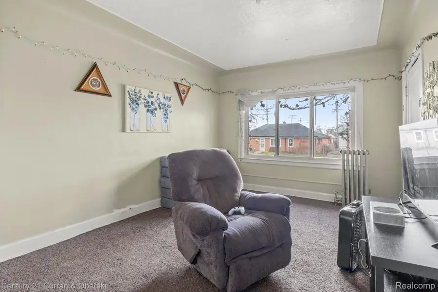 1205 Garfield Avenue, Lincoln Park, MI 48146 - #3