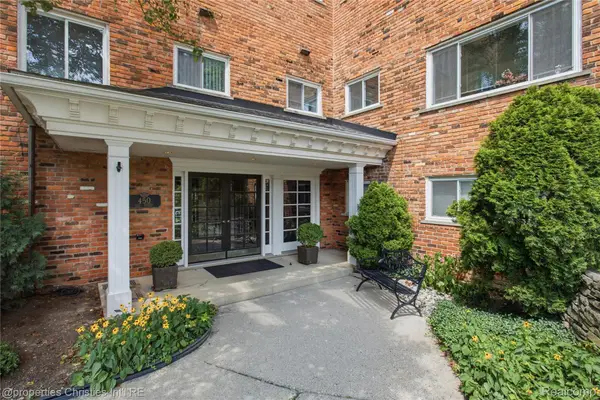 450 Oak Avenue #203, Birmingham, MI 48009