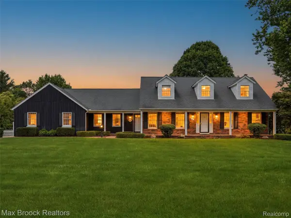 68163 Frampton Drive, Washington, MI 48095