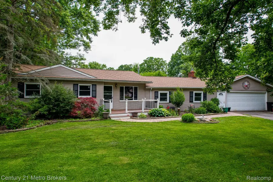 4373 Dexel Drive, Burton, MI 48519 - #2