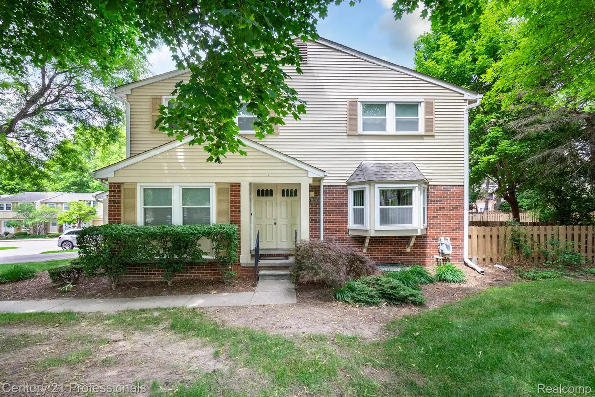 1634 Brentwood Drive, Troy, MI 48098 - #1