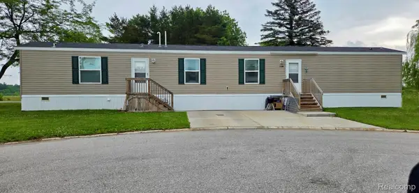 3300 Magnolia Court #182, Midland, MI 48642
