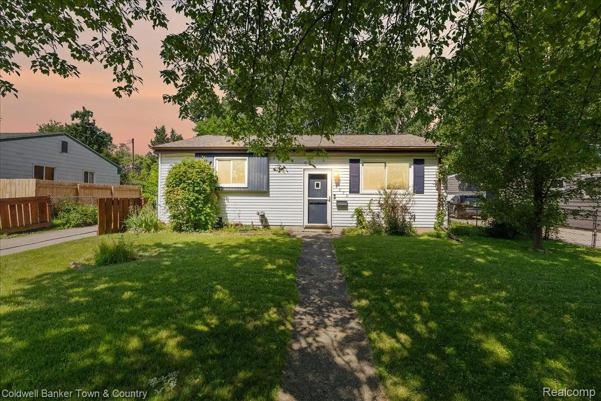 4820 Burchfield Avenue, Lansing, MI 48910 - #1