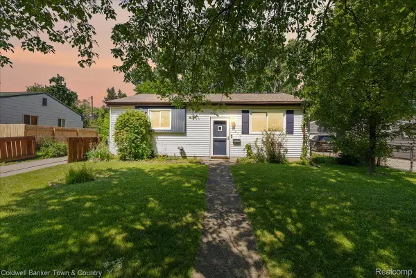 4820 Burchfield Avenue, Lansing, MI 48910