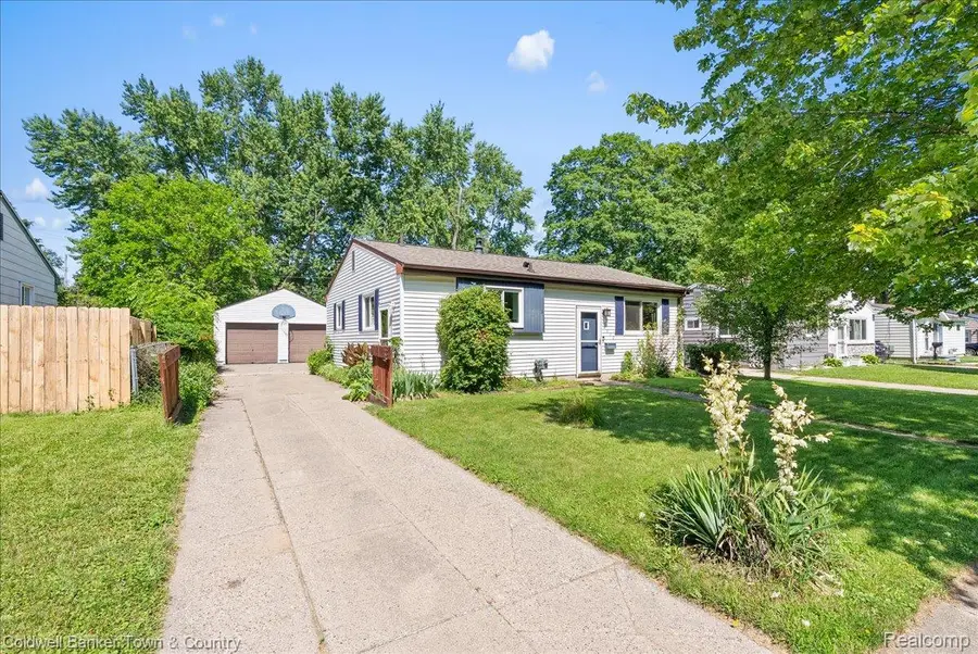 4820 Burchfield Avenue, Lansing, MI 48910 - #2