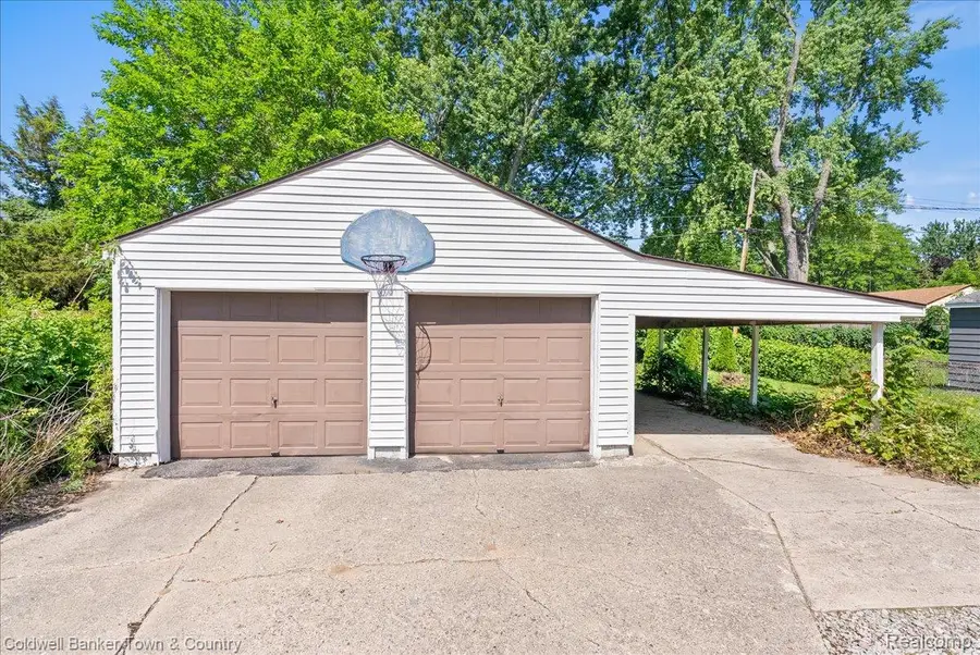 4820 Burchfield Avenue, Lansing, MI 48910 - #3