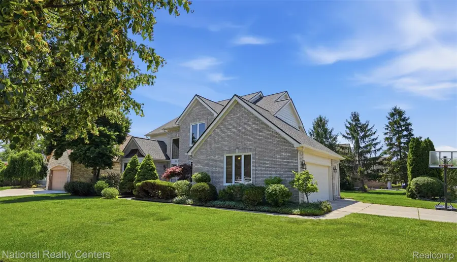 6860 Bridgemont Drive, Canton, MI 48187 - #2