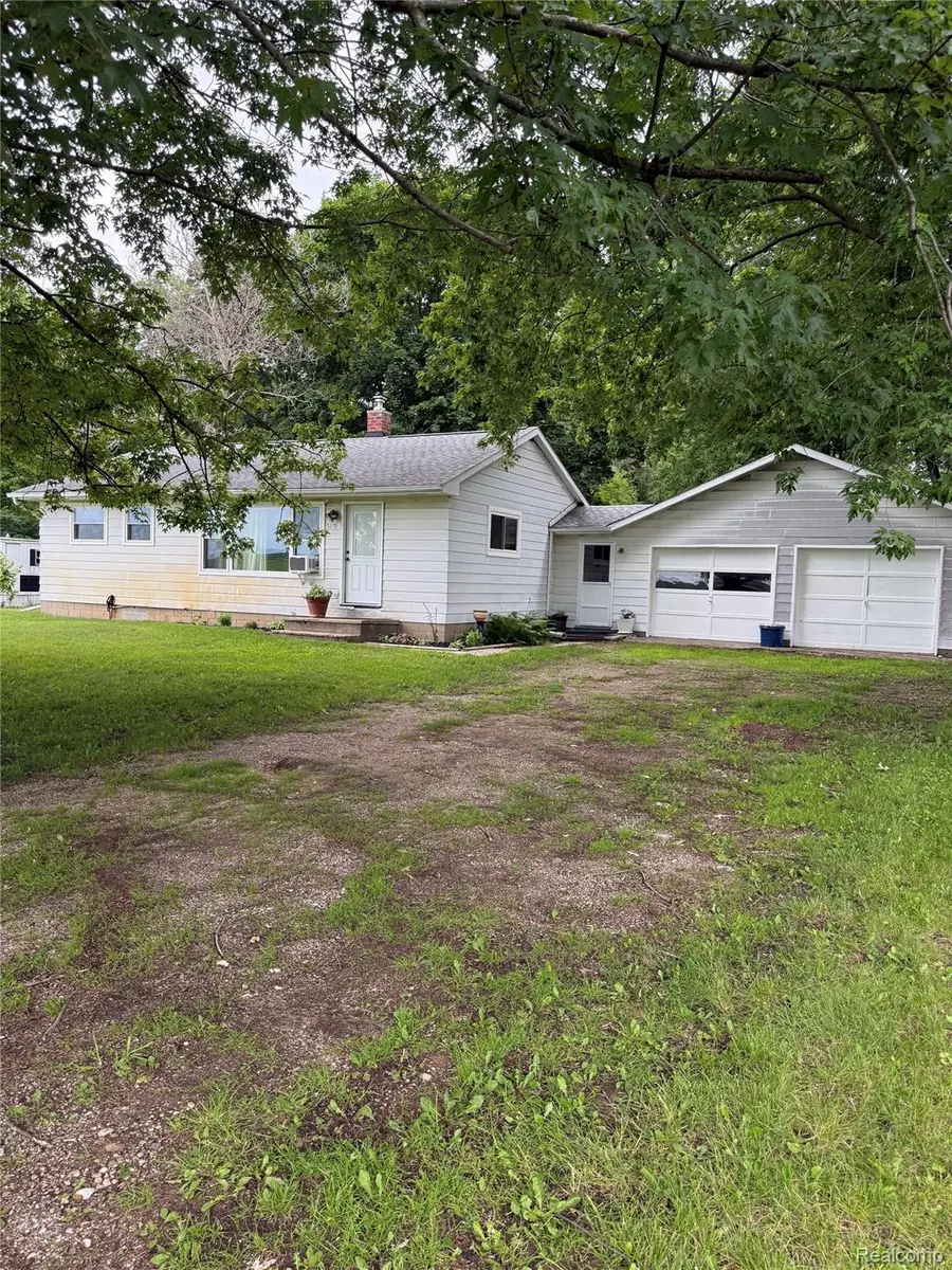 5395 Oak Grove Road, Howell, MI 48855 - #2