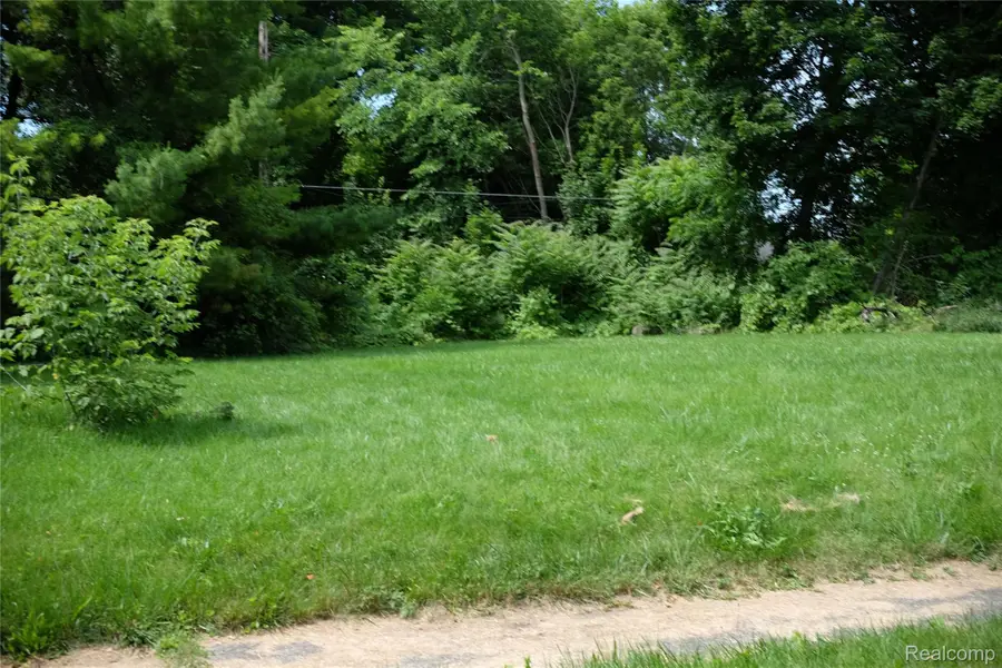 2621 Raskob, Flint, MI 48504 - #3