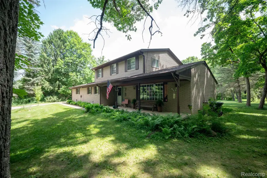 560 Coats Road, Orion, MI 48362 - #3