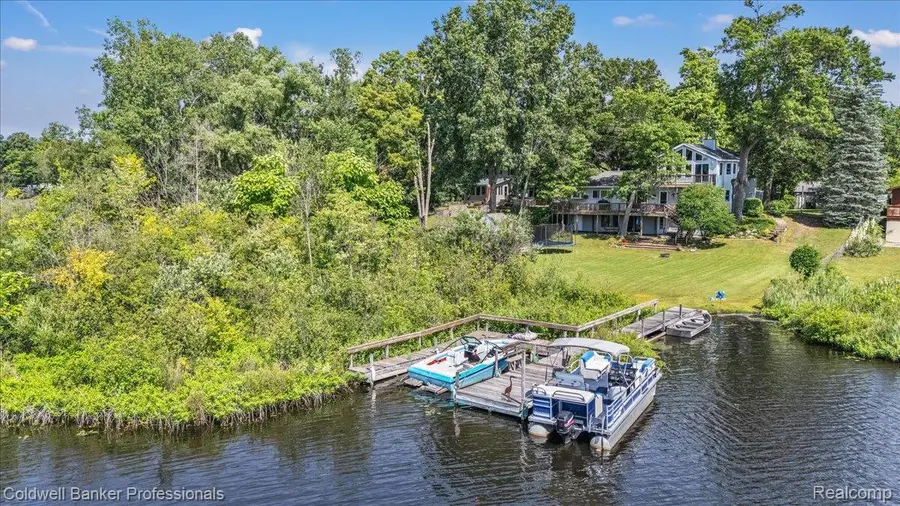 1325 Elkhorn Lake Road, Orion, MI 48362 - #2