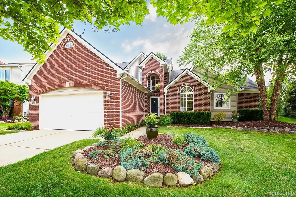 25823 Carriage Lane, Lyon, MI 48178 - #1