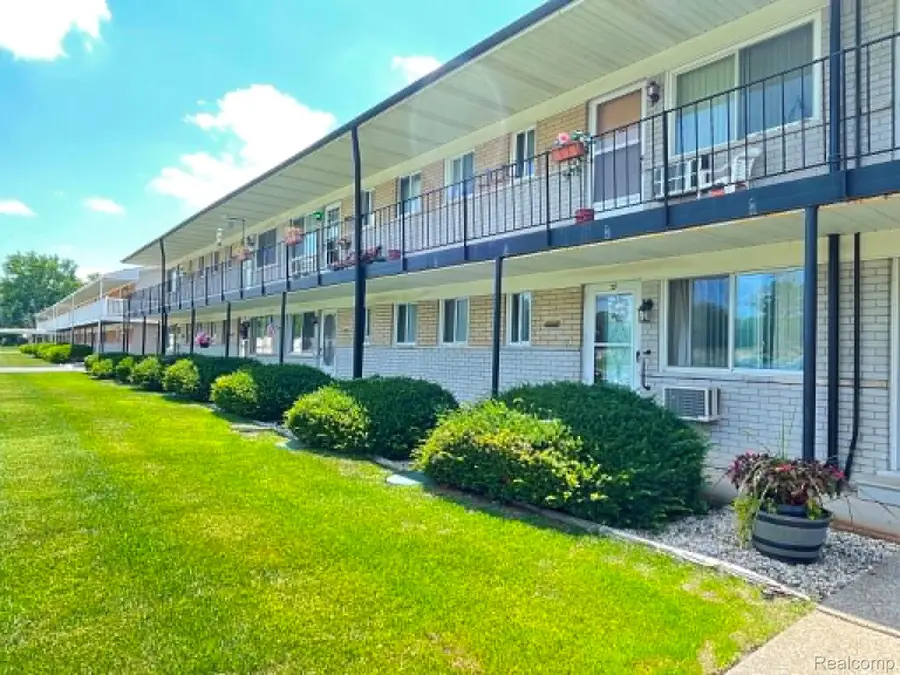 26965 Milford #37, Lyon, MI 48178 - #2