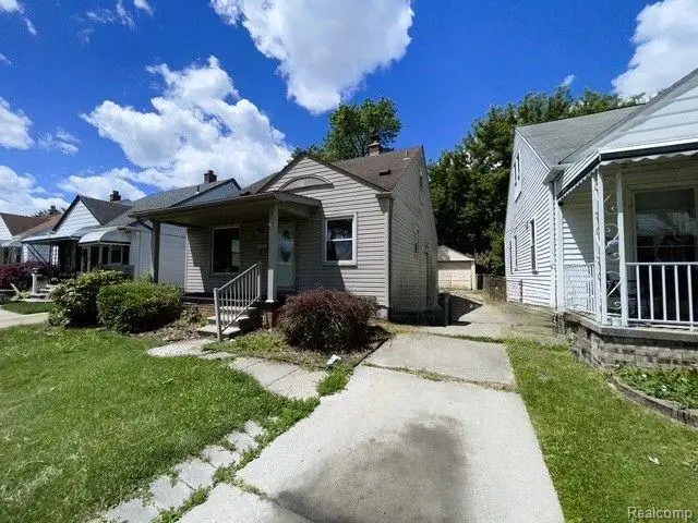 4230 Longtin Avenue, Lincoln Park, MI 48146 - #3