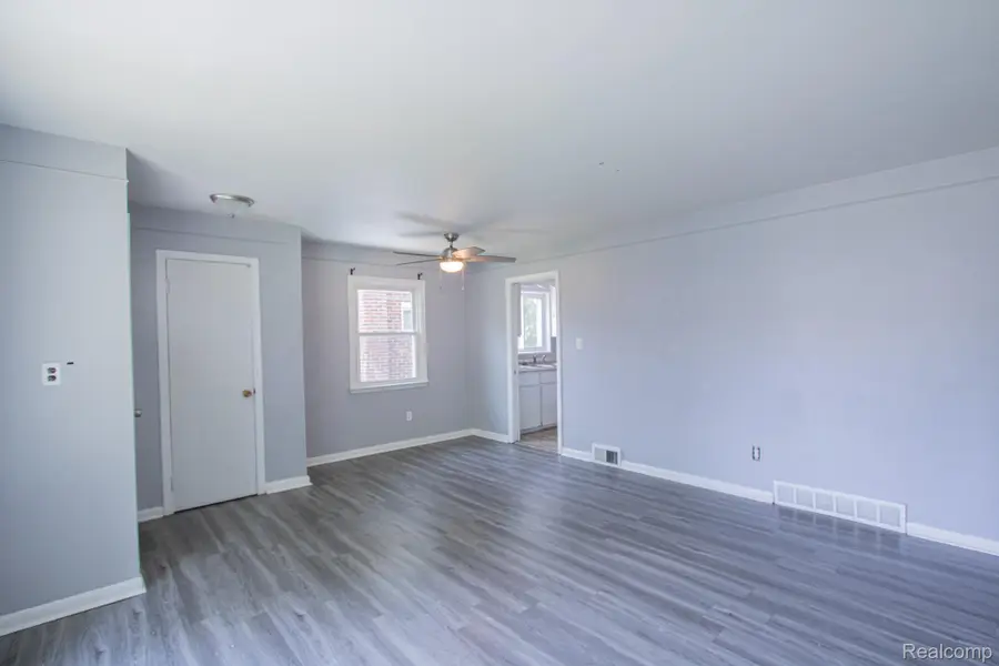 29864 Brooklane Street, Inkster, MI 48141 - #2