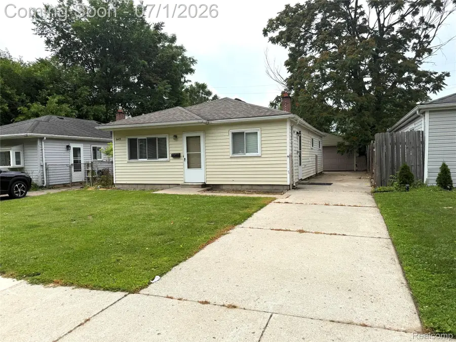 6475 N Highland Street, Dearborn Heights, MI 48127 - #2