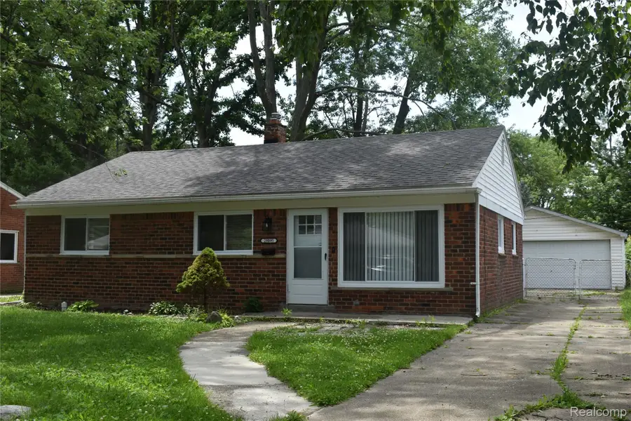 28095 Selkirk Street, Southfield, MI 48076 - #2
