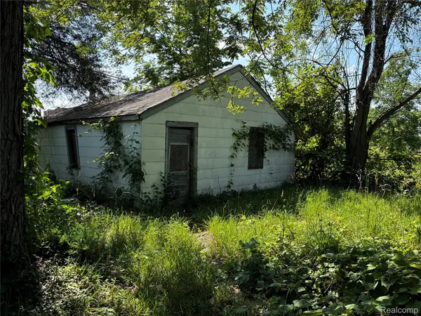11354 Steel Street, Detroit, MI 48227