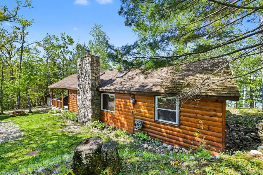 9516 E Gaylanta Drive, Atlanta, MI 49709 - #3