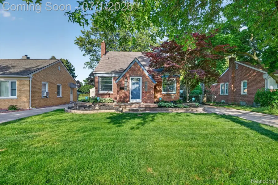 3555 Syracuse Street, Dearborn, MI 48124 - #3