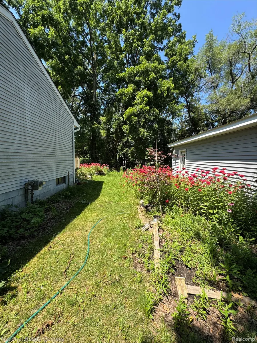 3090 Massena Street, Commerce Township, MI 48382 - #3