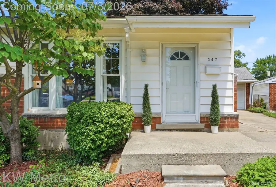 347 Hecht Drive, Madison Heights, MI 48071 - #2