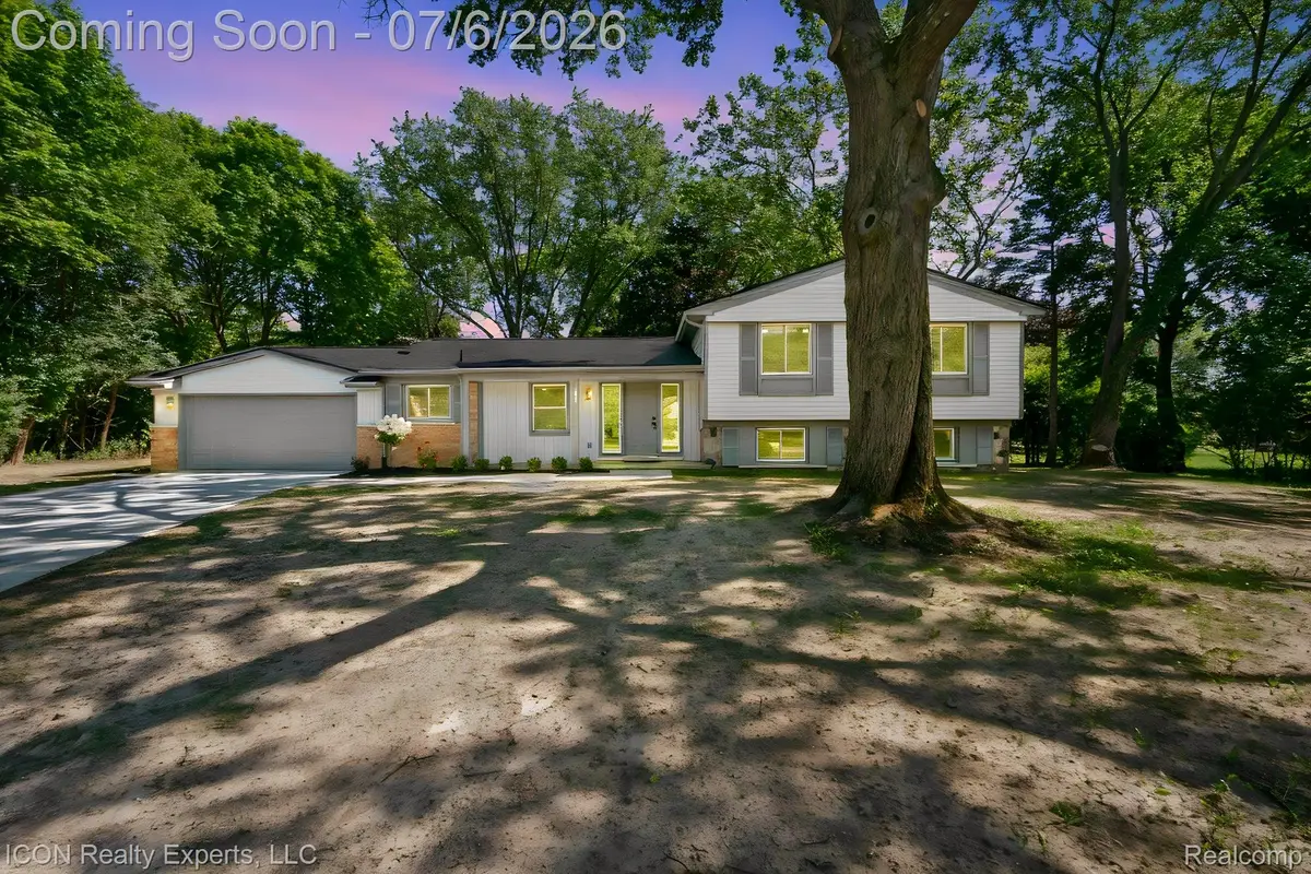 4089 Aberdeen Court, West Bloomfield, MI 48323 - #1