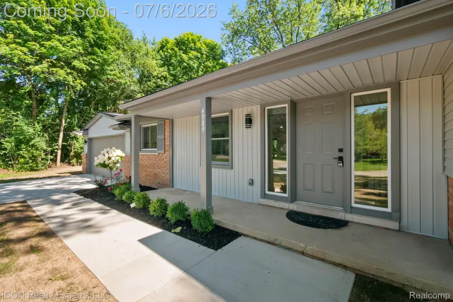 4089 Aberdeen Court, West Bloomfield, MI 48323 - #3