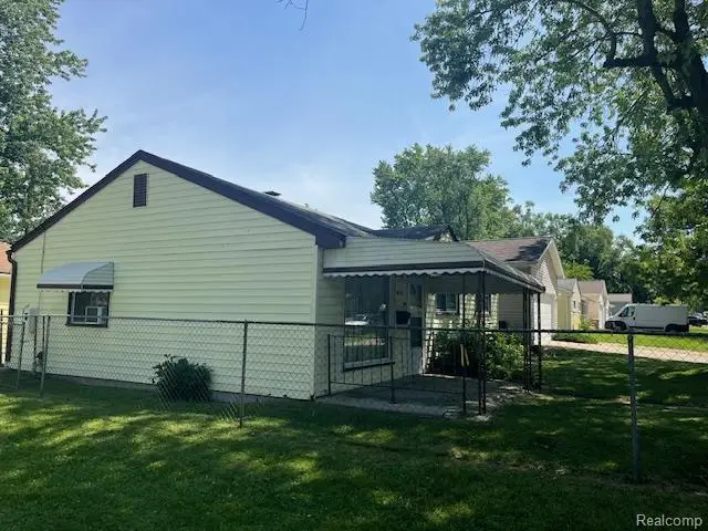 451 3rd Avenue, Pontiac, MI 48340 - #2