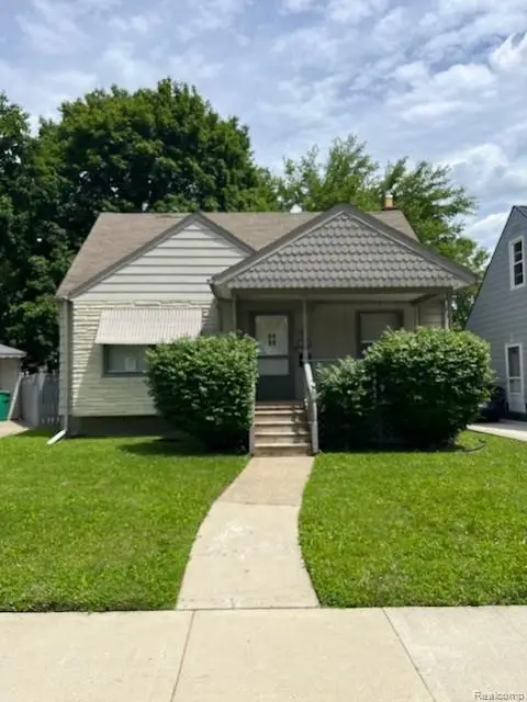 14627 Agnes Avenue, Eastpointe, MI 48021