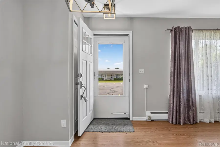 25245 Franklin Terrace #3, South Lyon, MI 48178 - #3