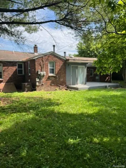 11310 Packard Avenue, Warren, MI 48089 - #2